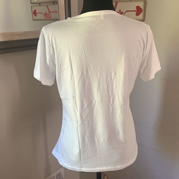 NIP “mom of boys “ soft short sleeve white tee size XL fits more like a L - Picture 6 of 7